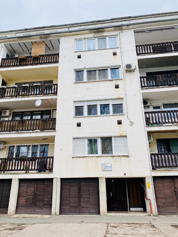 Kalvaria Apartman セゲド エクステリア 写真