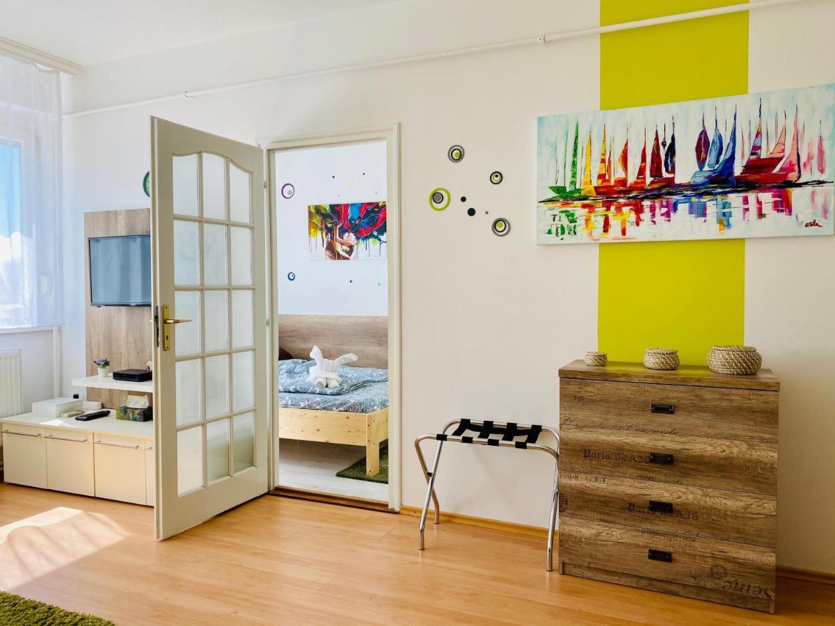 Kalvaria Apartman セゲド エクステリア 写真
